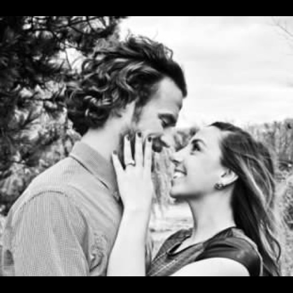 Meet your Posher, Amanda - Picture 1 of 1